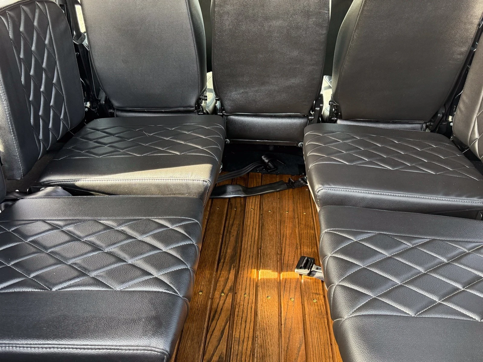 1987 Land Rover Defender 110 Classic, 3/29