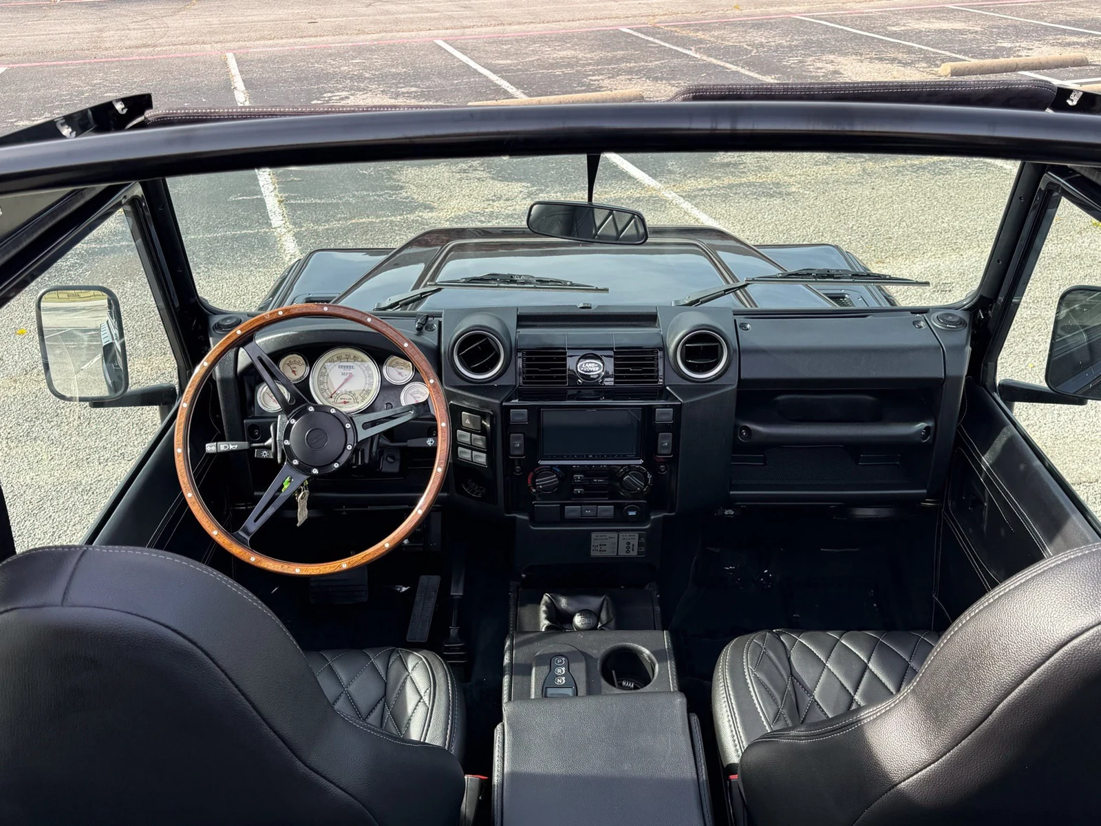 1987 Land Rover Defender 110 Classic, 28/29
