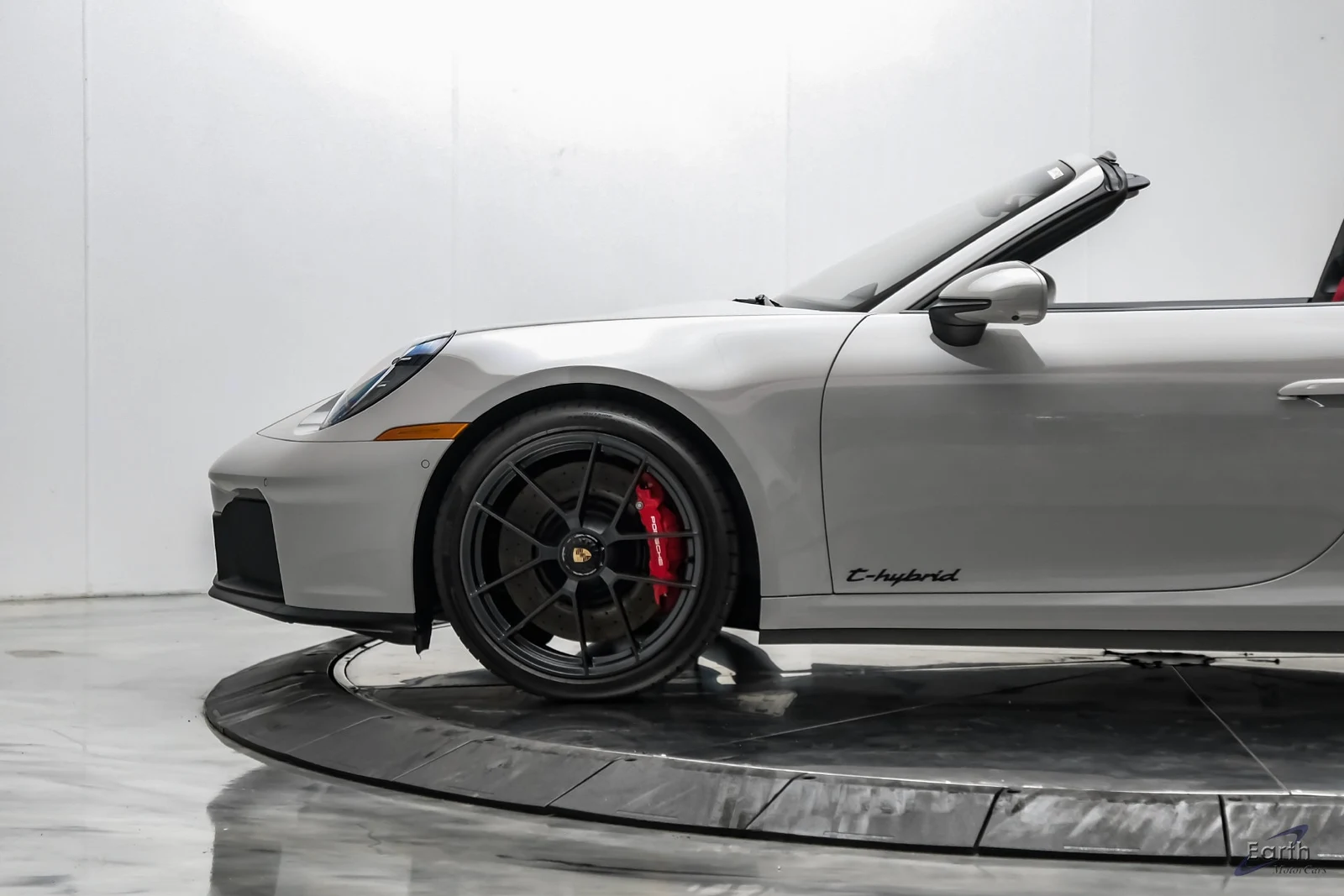 2025 Porsche 911 Targa 4 GTS (992.2), 7/27