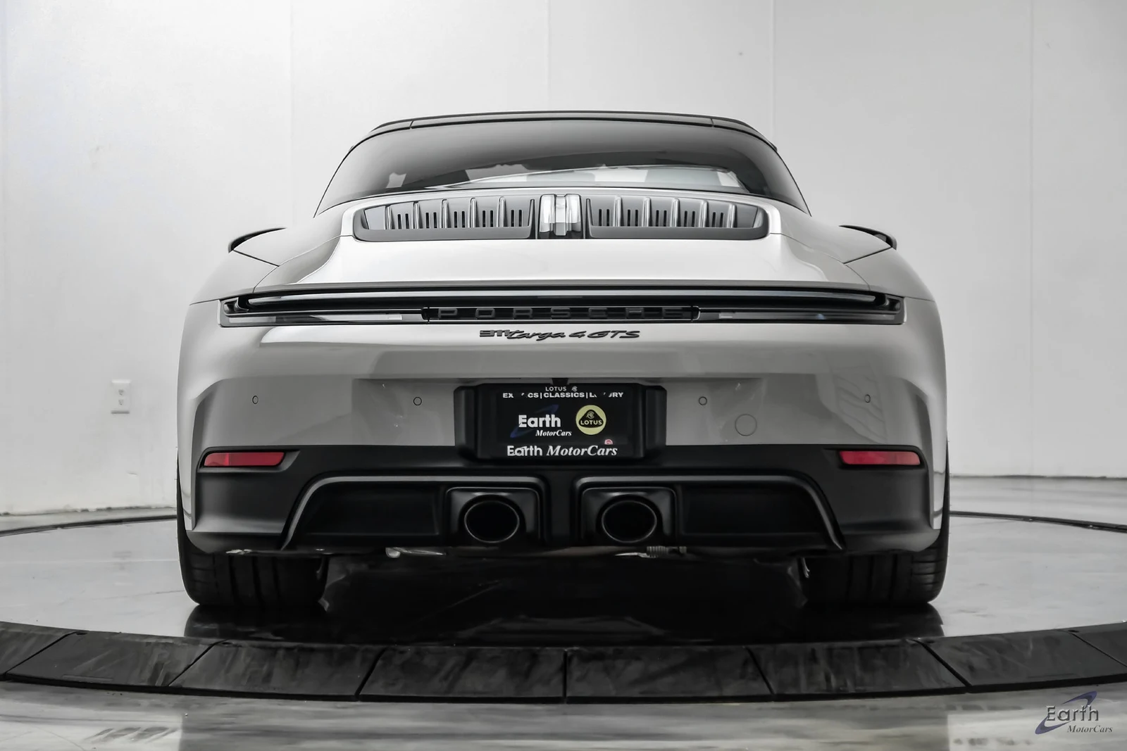 2025 Porsche 911 Targa 4 GTS (992.2), 12/27