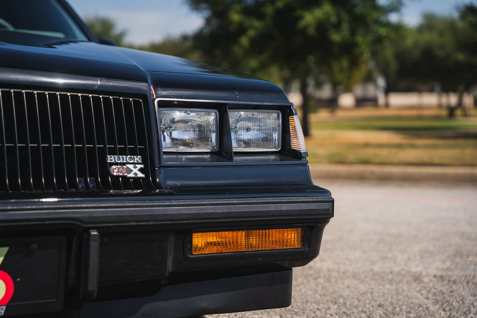 1987 Buick Regal Grand National, 16/28