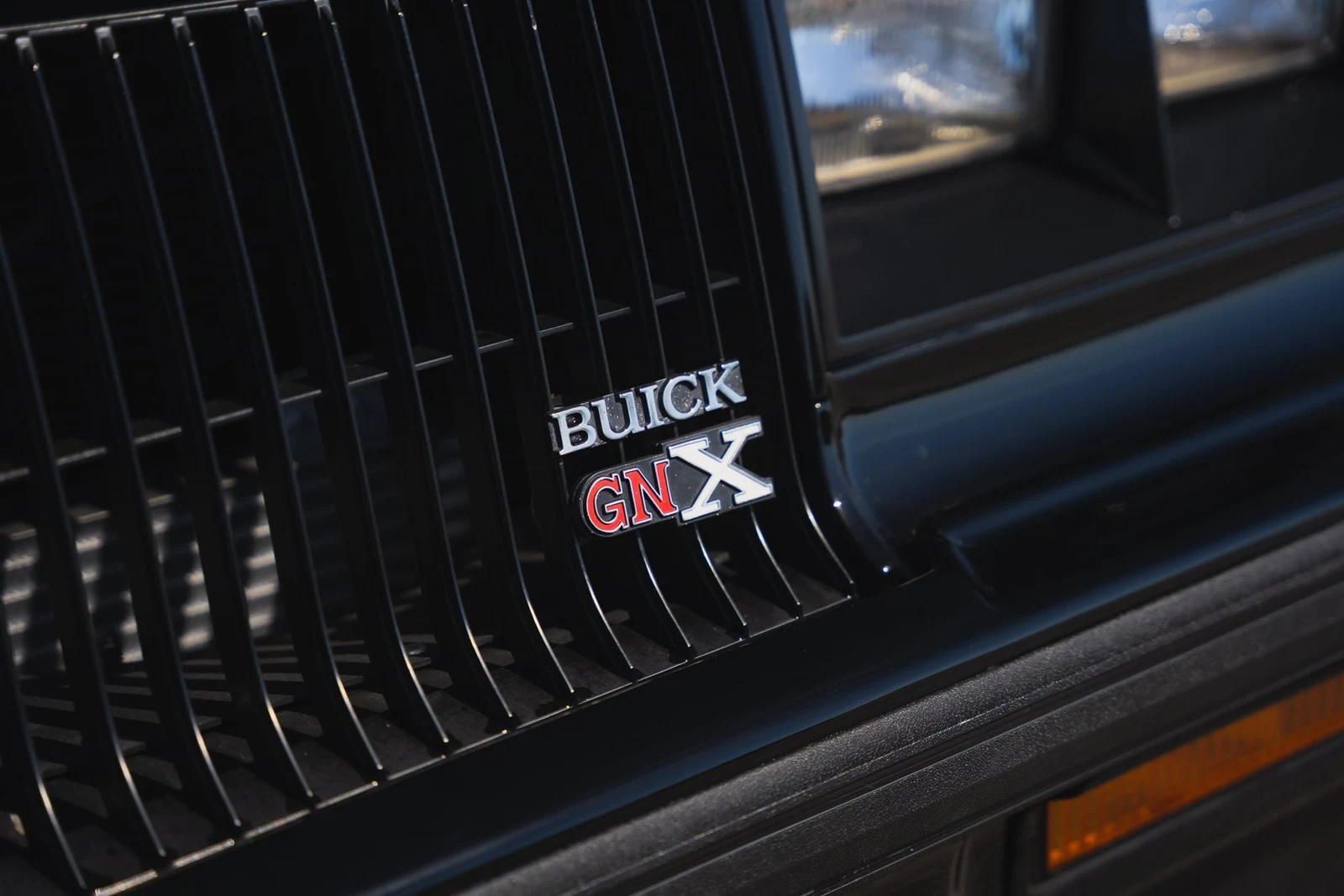 1987 Buick Regal Grand National, 17/28
