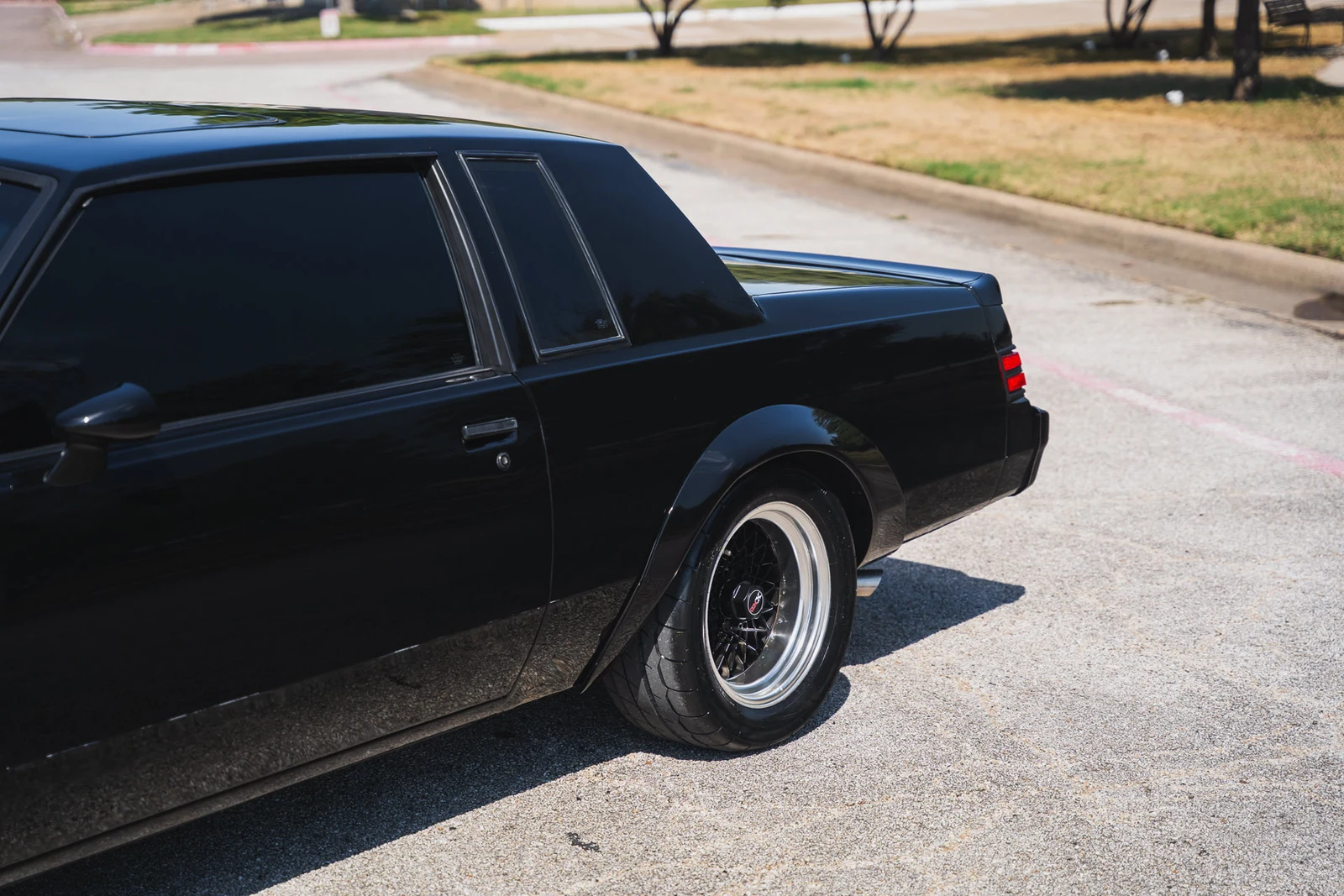 1987 Buick Regal Grand National, 24/28