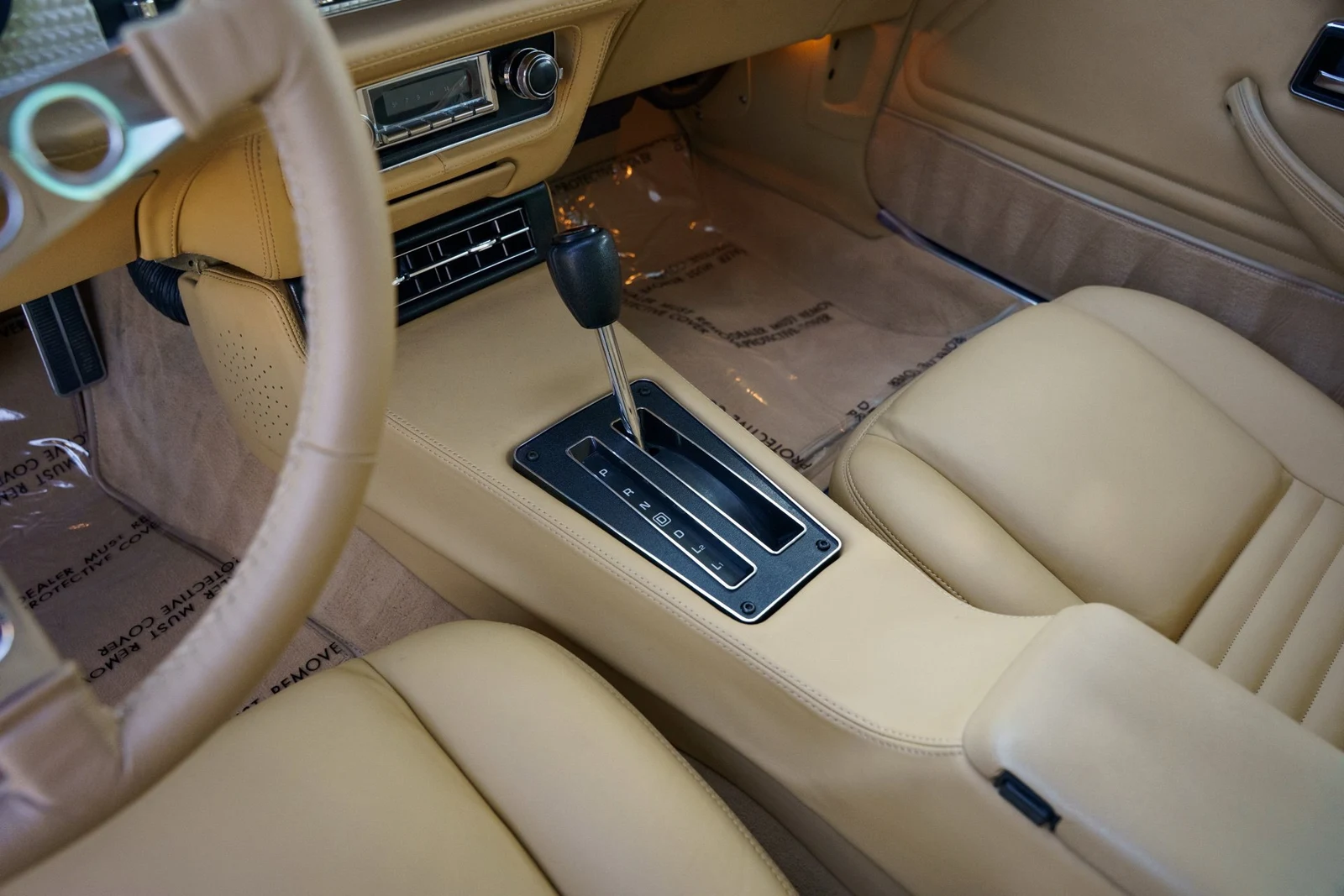 1978 Pontiac Firebird Trans Am (2nd Generation), 27/28