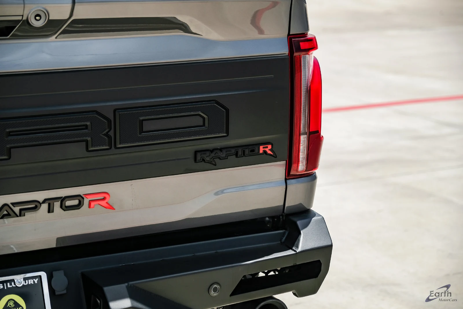 2025 Ford F-150 Raptor R, 18/28