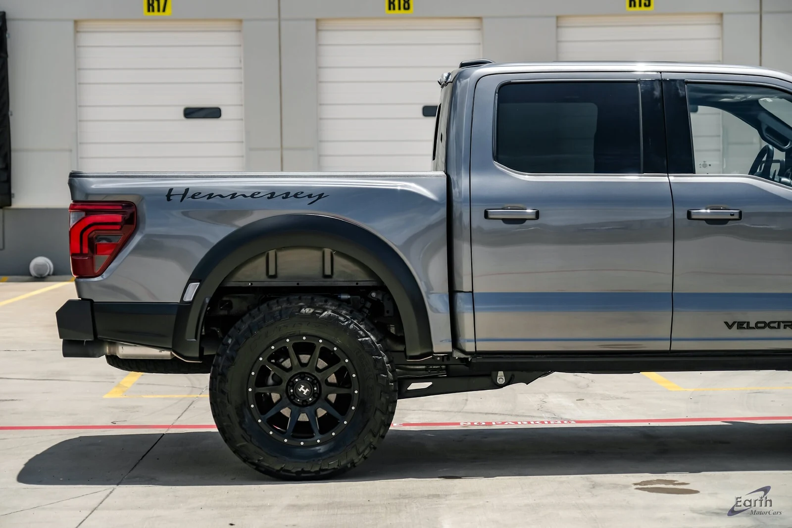 2025 Ford F-150 Raptor R, 25/28