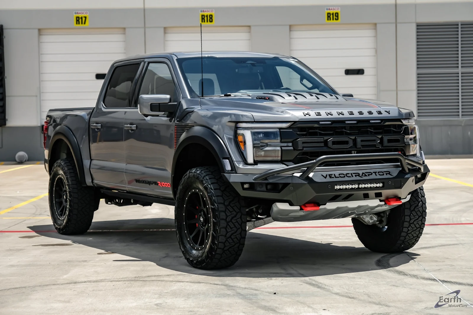 2025 Ford F-150 Raptor R, 27/28