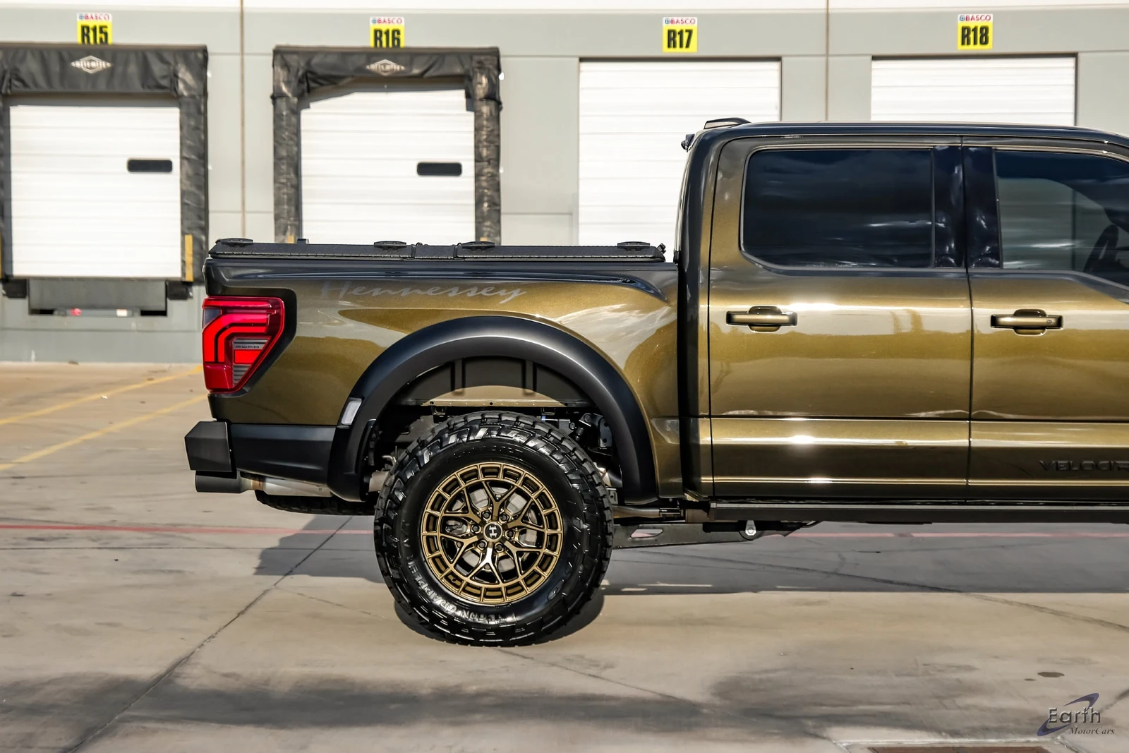 2025 Ford F-150 Raptor R, 18/28