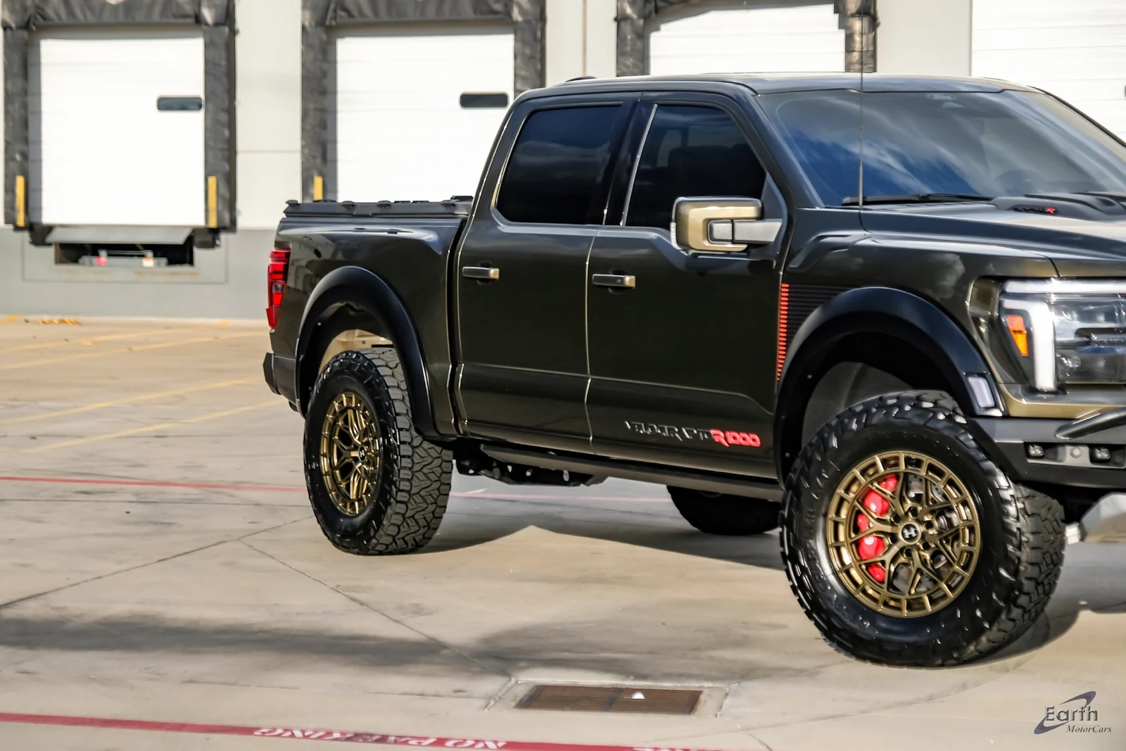 2025 Ford F-150 Raptor R, 21/28