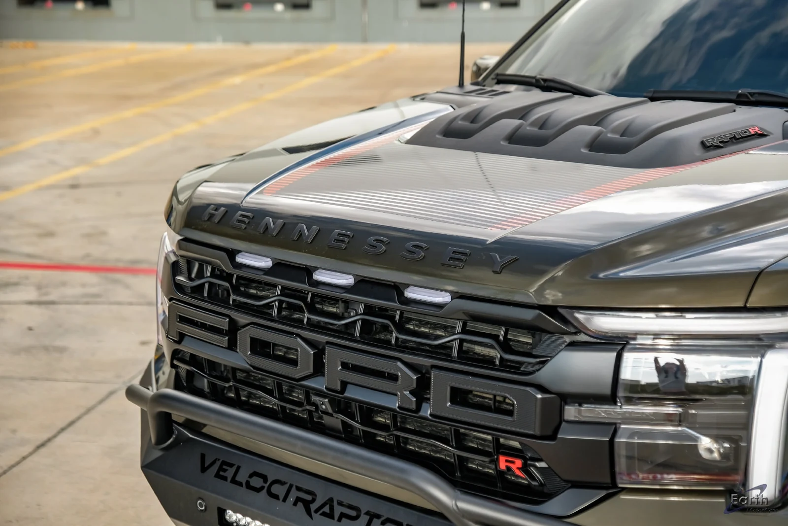 2025 Ford F-150 Raptor R, 27/28