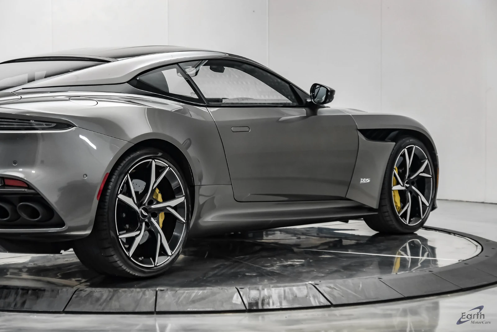 2019 Aston Martin DBS Superleggera, 17/27
