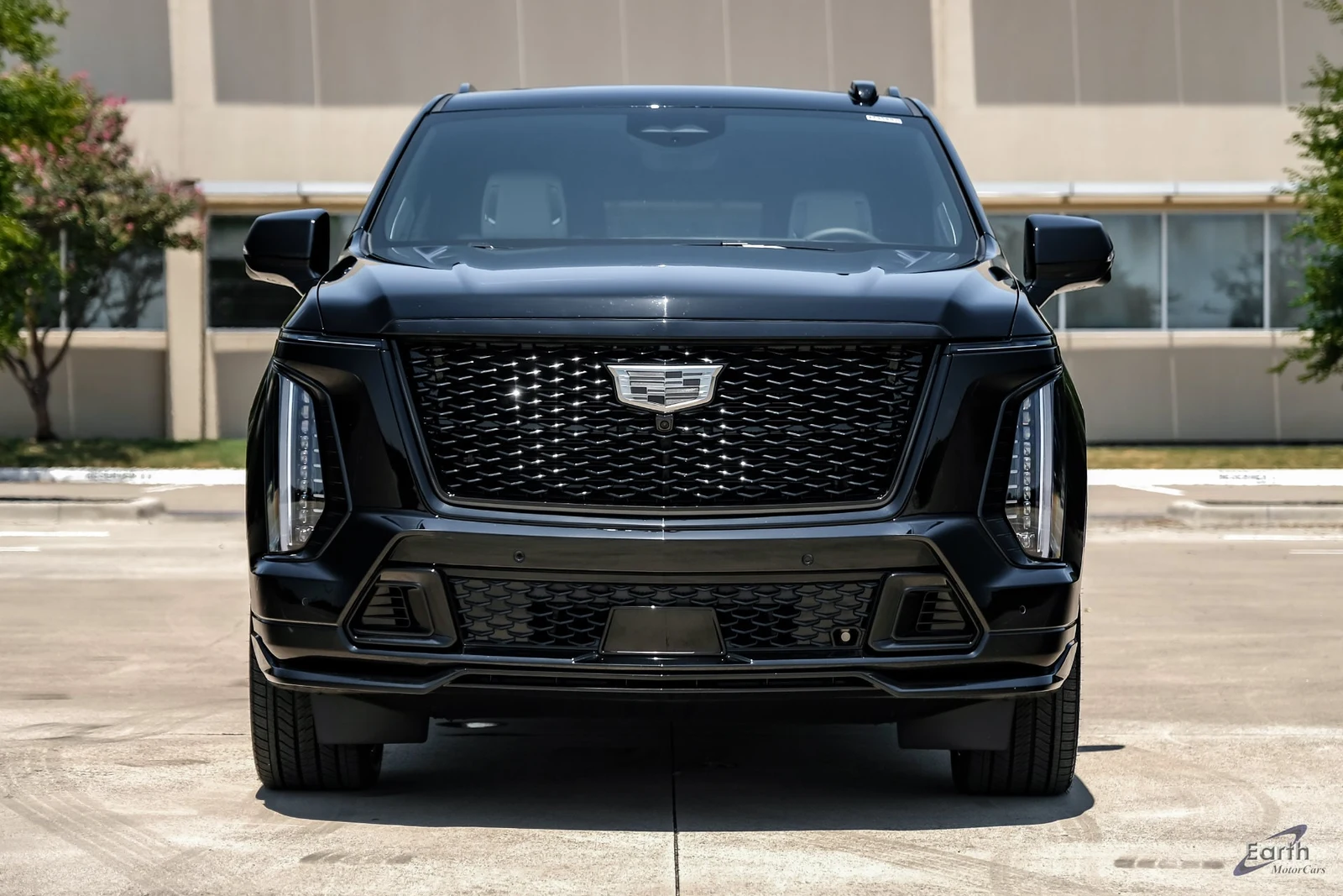 2026 Cadillac Escalade ESV V-Series, 27/28