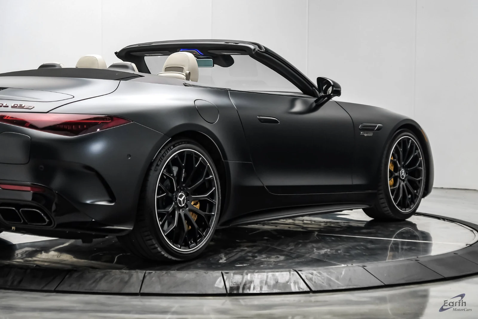 2026 Mercedes-Benz AMG SL 63 S E Performance (R232), 24/29