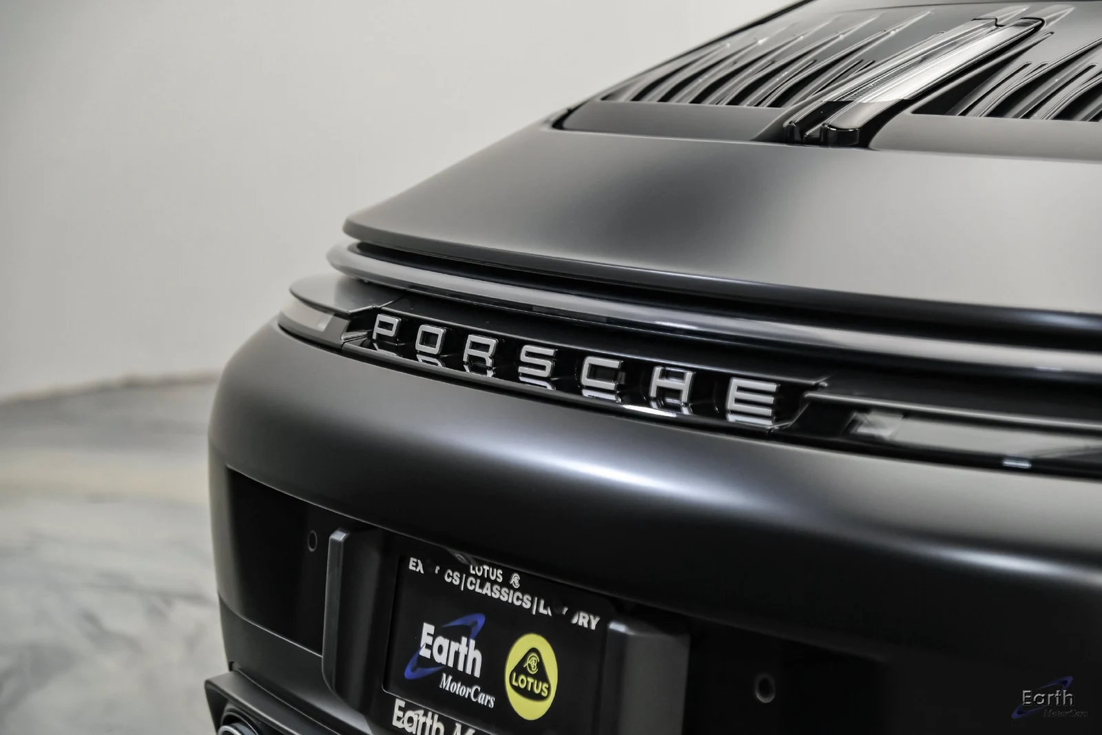 2025 Porsche 911 Carrera S (992.2), 12/28