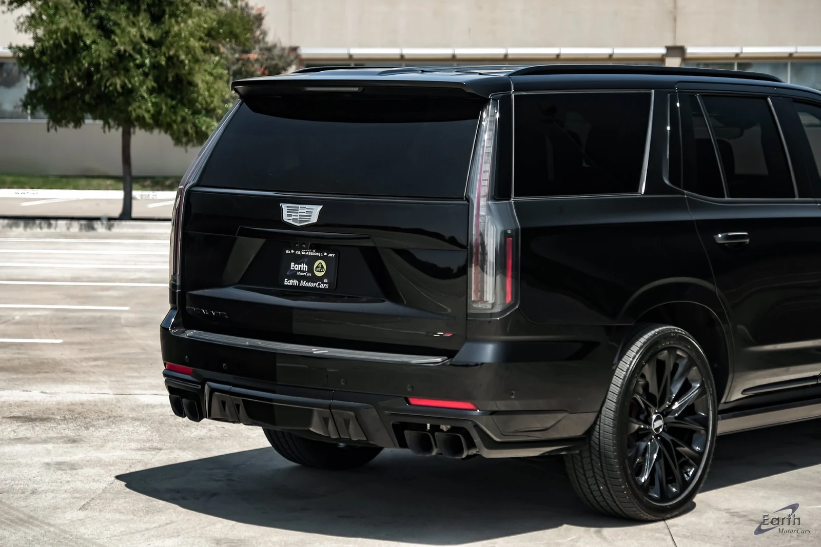 2026 Cadillac Escalade V-Series (5th Generation), 17/28
