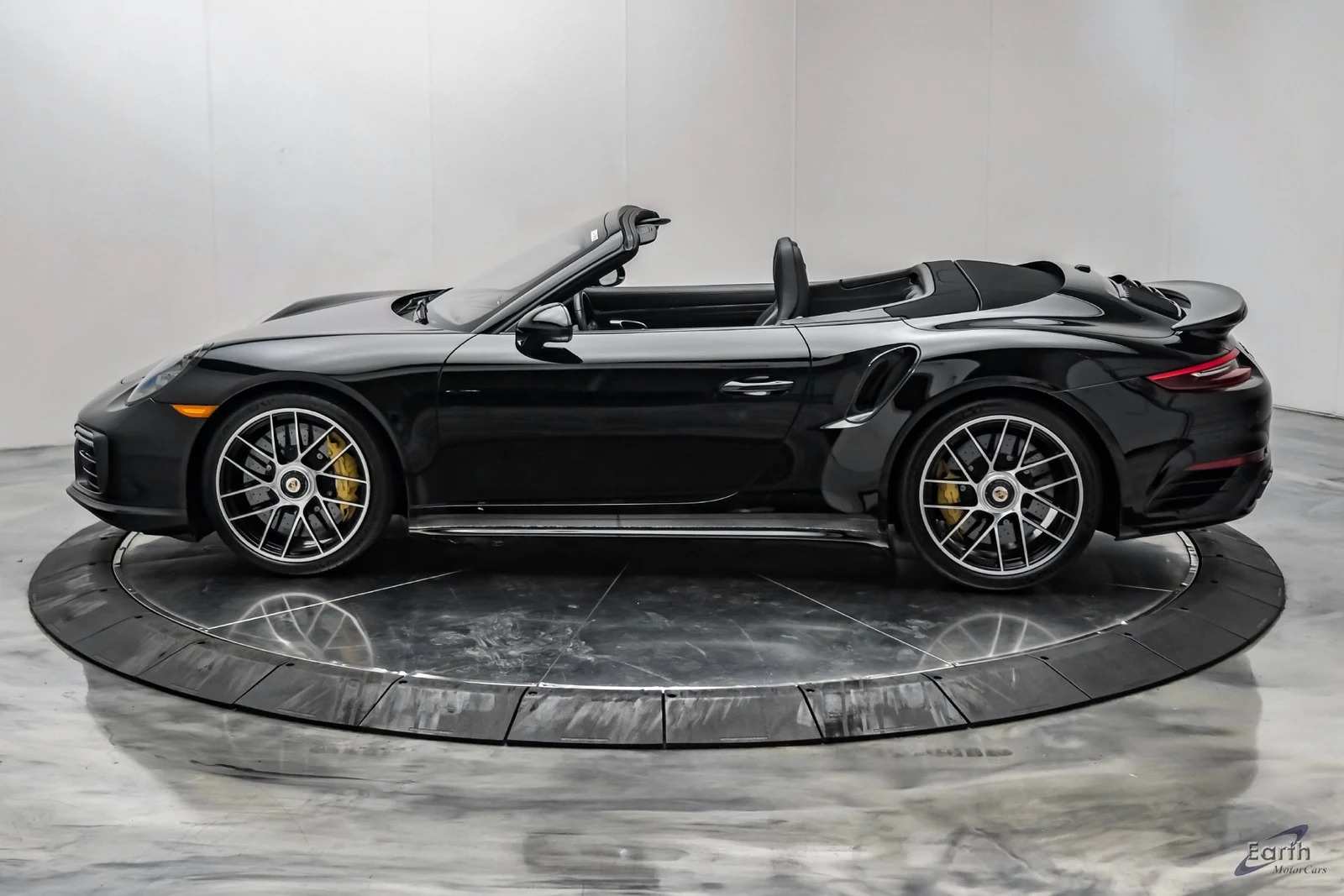 2019 Porsche 911 Turbo S Cabriolet (991.2), 5/27