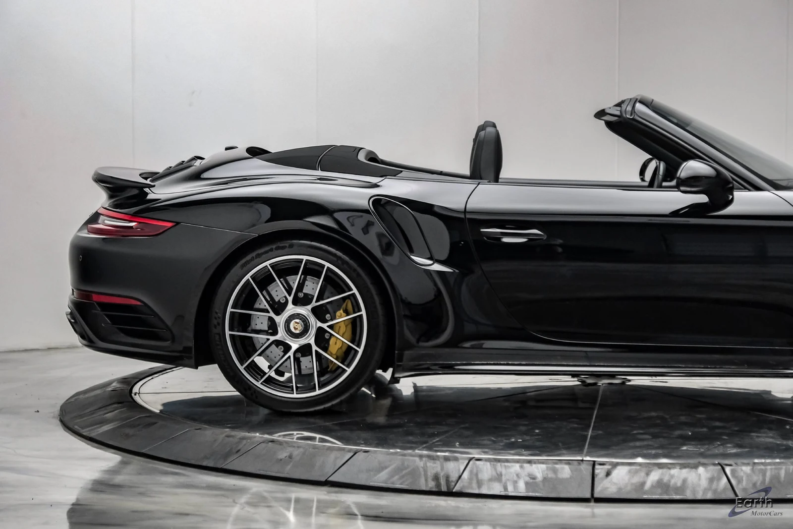 2019 Porsche 911 Turbo S Cabriolet (991.2), 23/27
