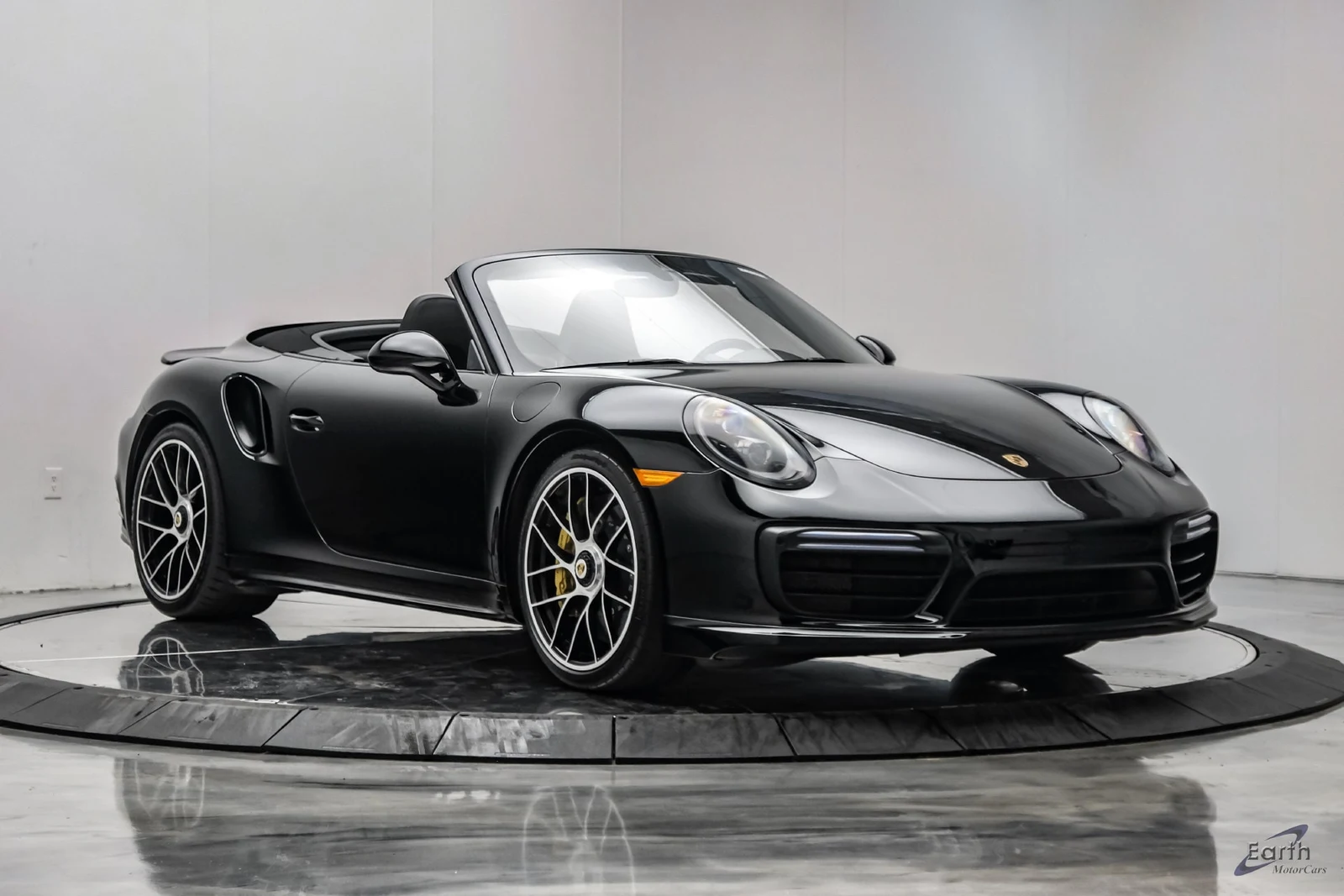 2019 Porsche 911 Turbo S Cabriolet (991.2), 25/27
