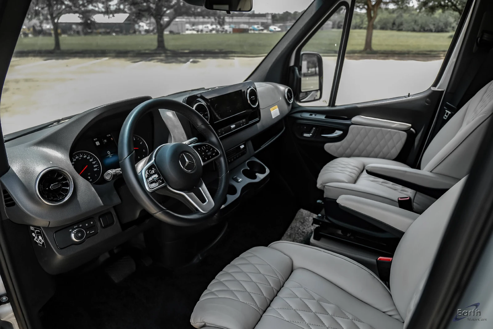 2023 Mercedes-Benz Sprinter, 2/28