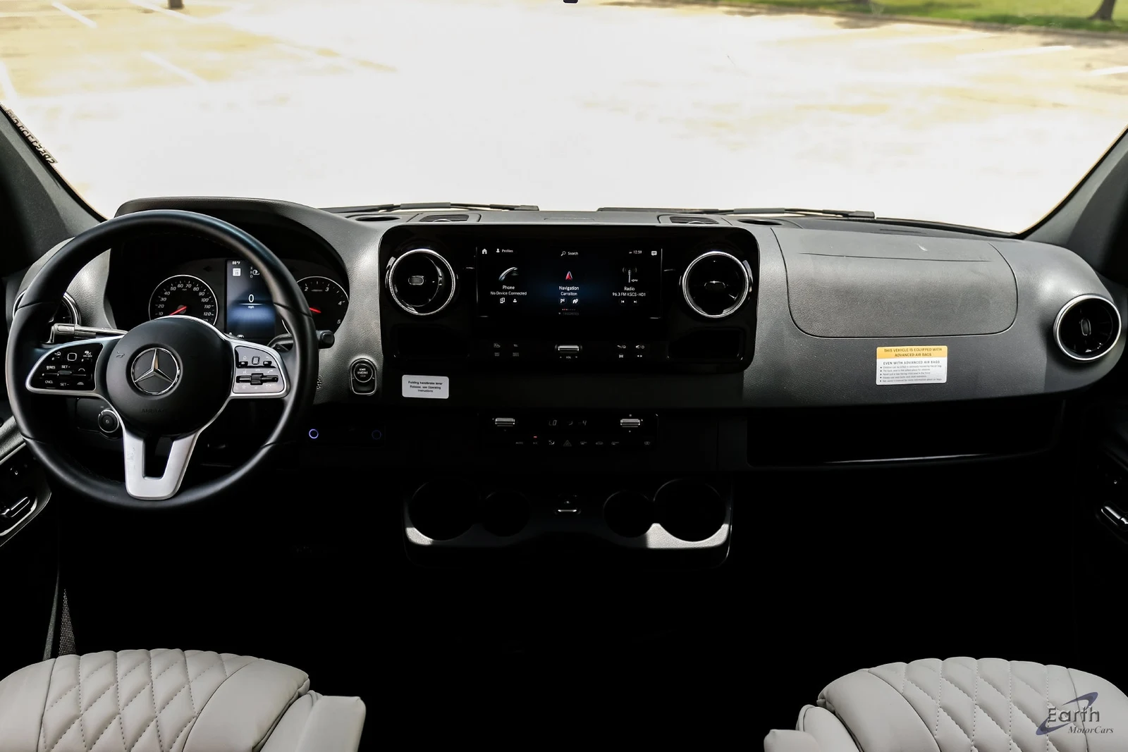 2023 Mercedes-Benz Sprinter, 27/28
