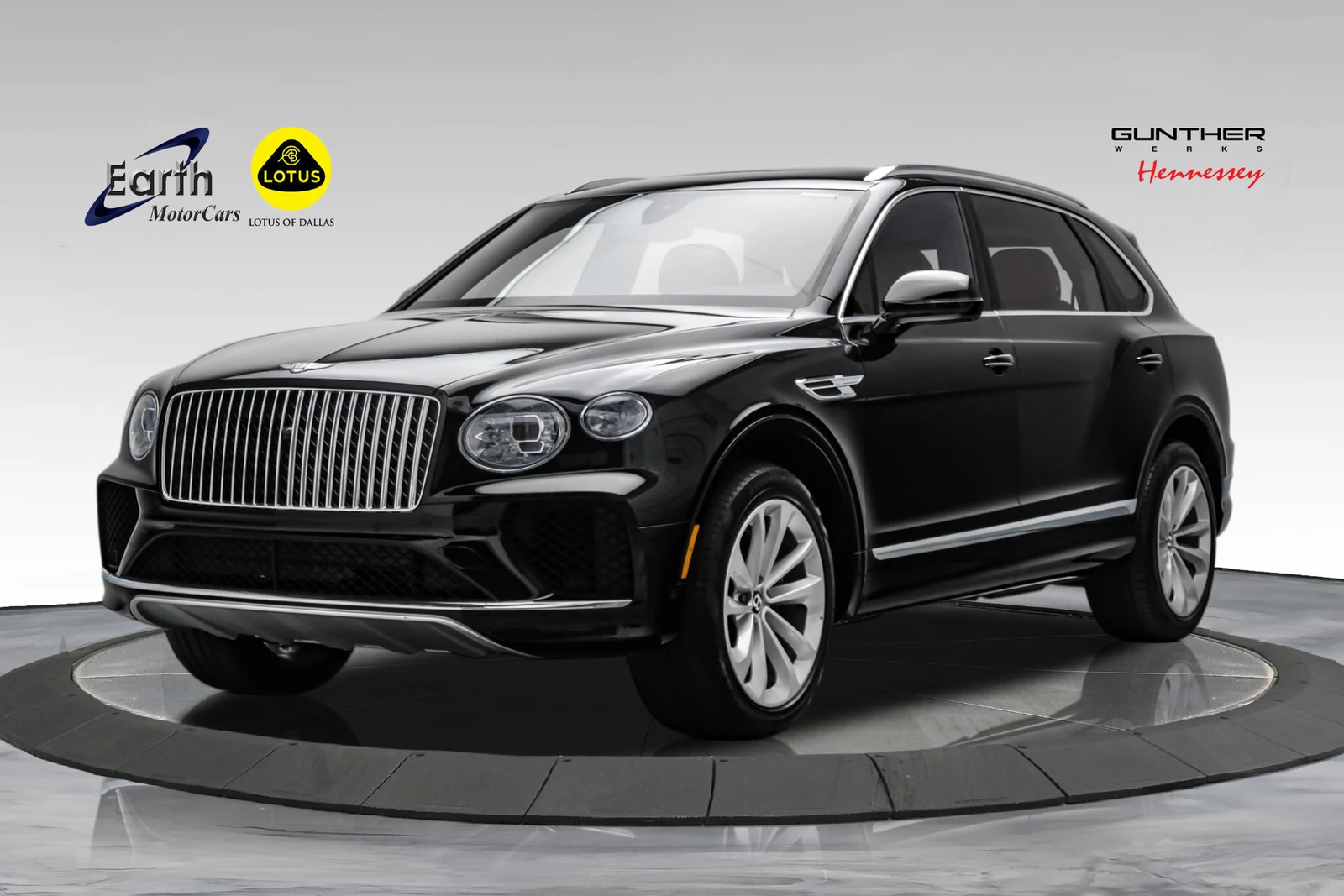Bentley Bentayga EWB V8 | Earth MotorCars