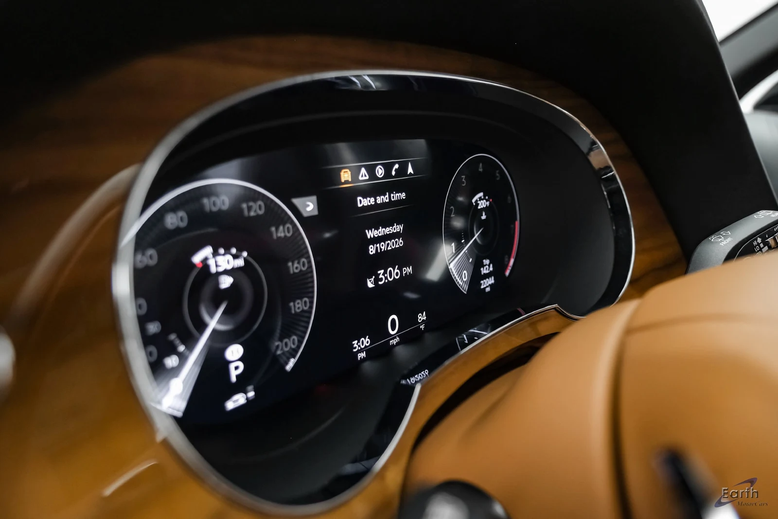 2023 Bentley Bentayga EWB V8, 29/30