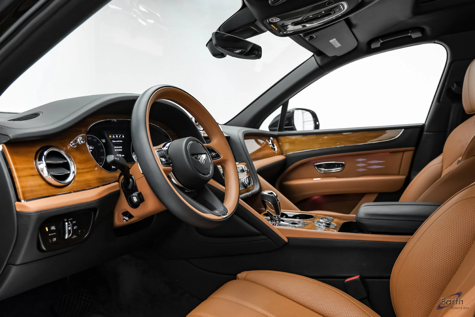 2023 Bentley Bentayga EWB V8, 30/30
