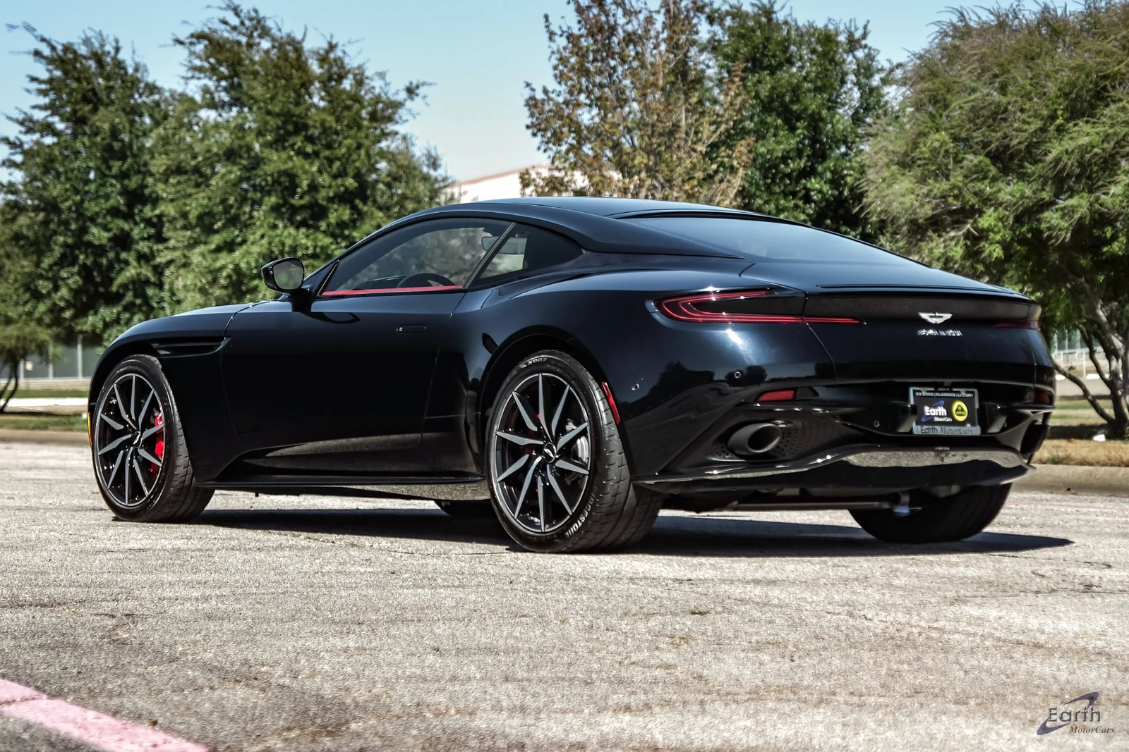 2021 Aston Martin DB11 V8, 10/27