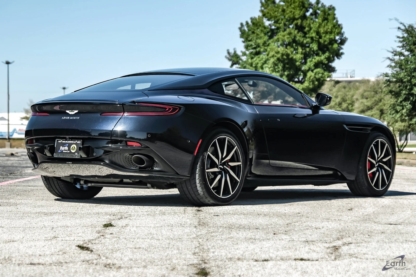 2021 Aston Martin DB11 V8, 16/27