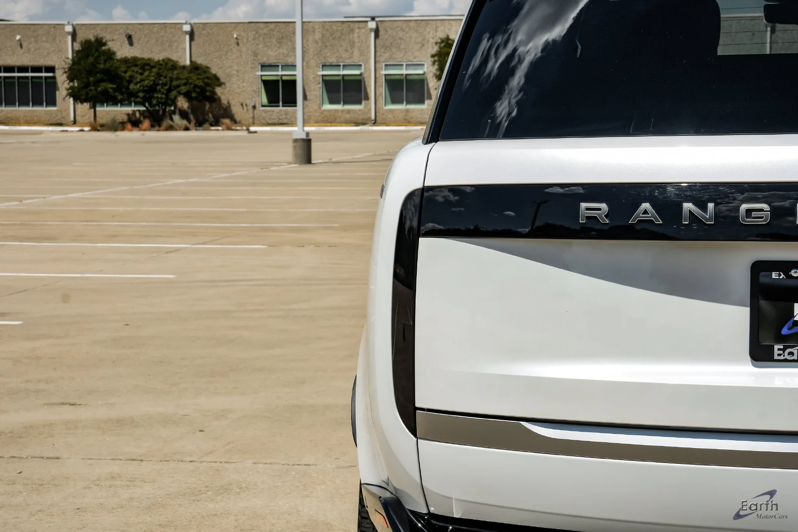 2024 Land Rover Range Rover SV (L460), 10/28