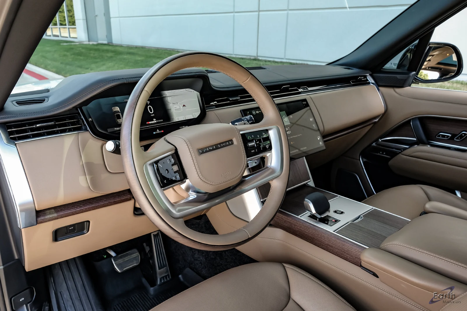 2025 Land Rover Range Rover Autobiography (L460), 2/28