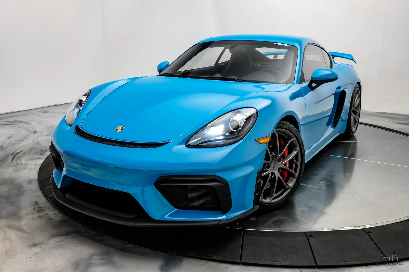 2020 Porsche 718 Cayman GT4, 2/27
