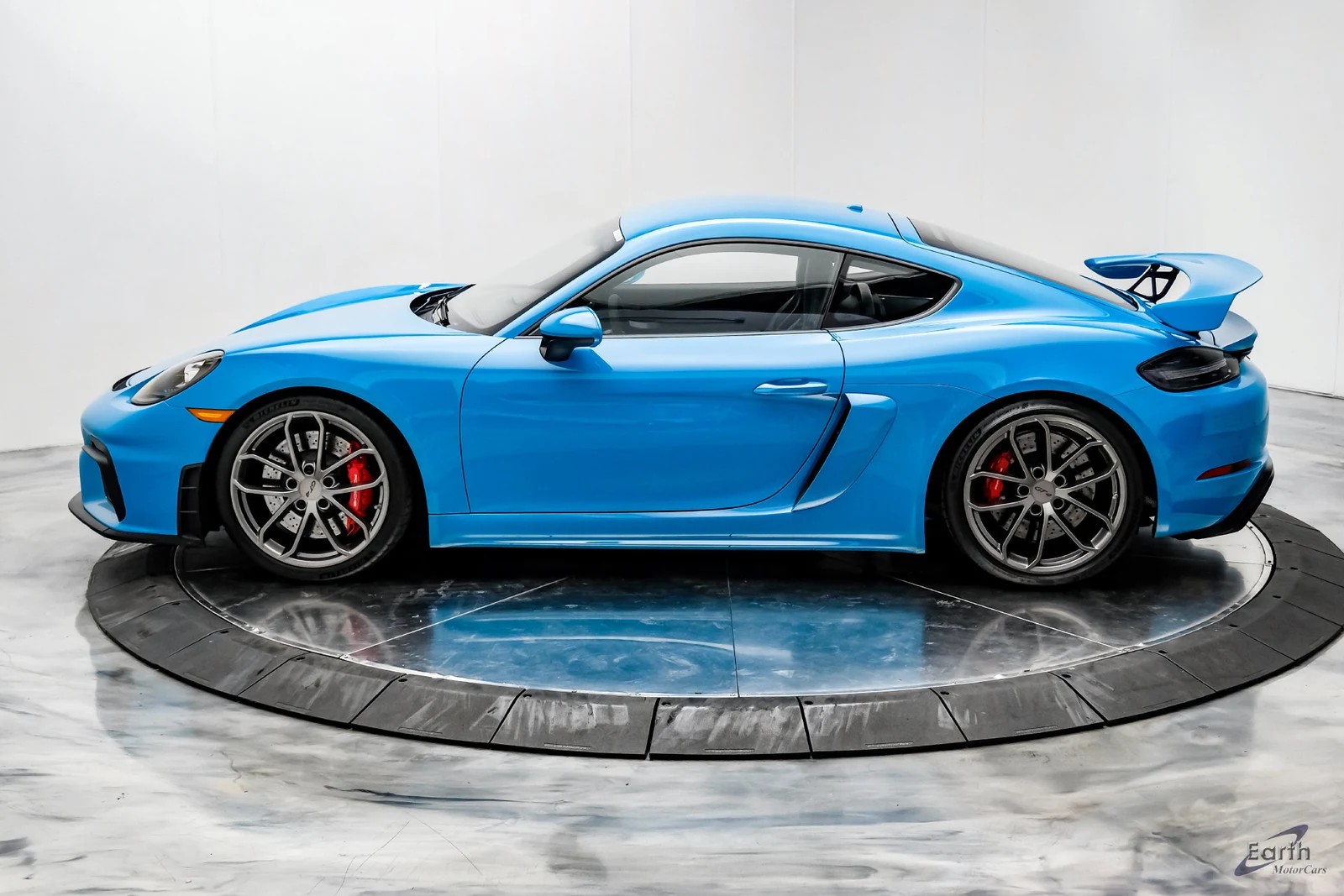 2020 Porsche 718 Cayman GT4, 4/27