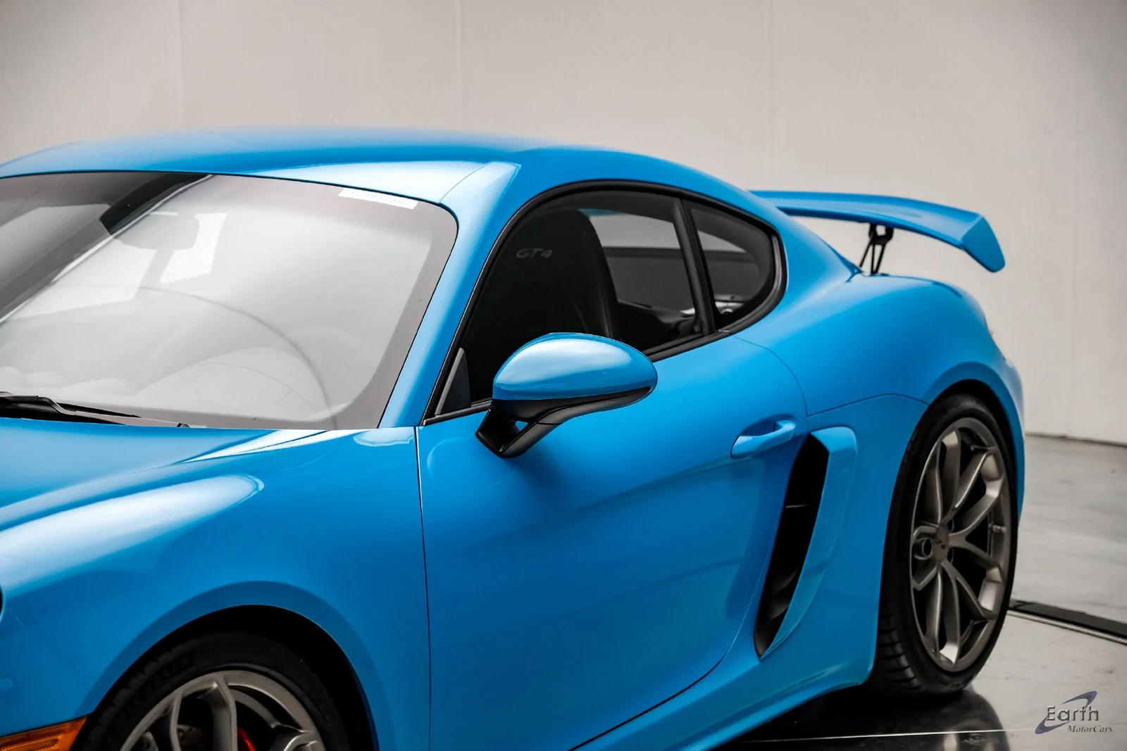 2020 Porsche 718 Cayman GT4, 26/27