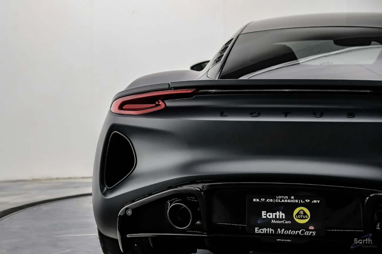 2026 Lotus Emira V6 SE SCURA, 16/28