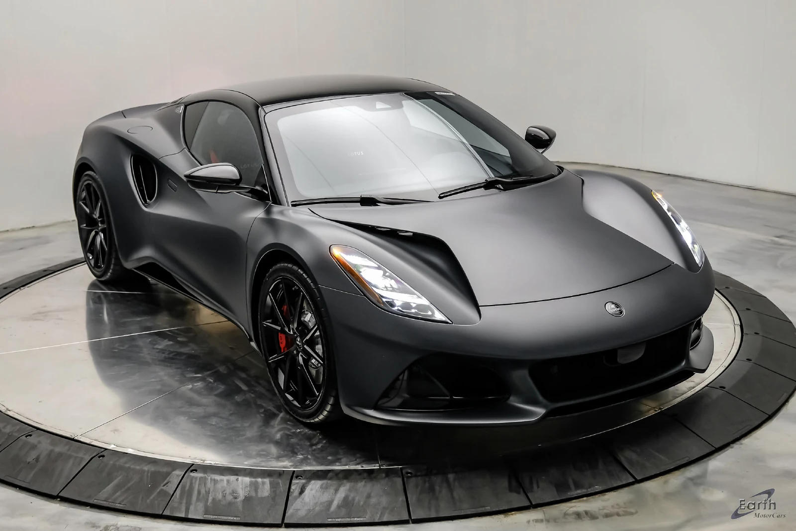 2026 Lotus Emira V6 SE SCURA, 27/28