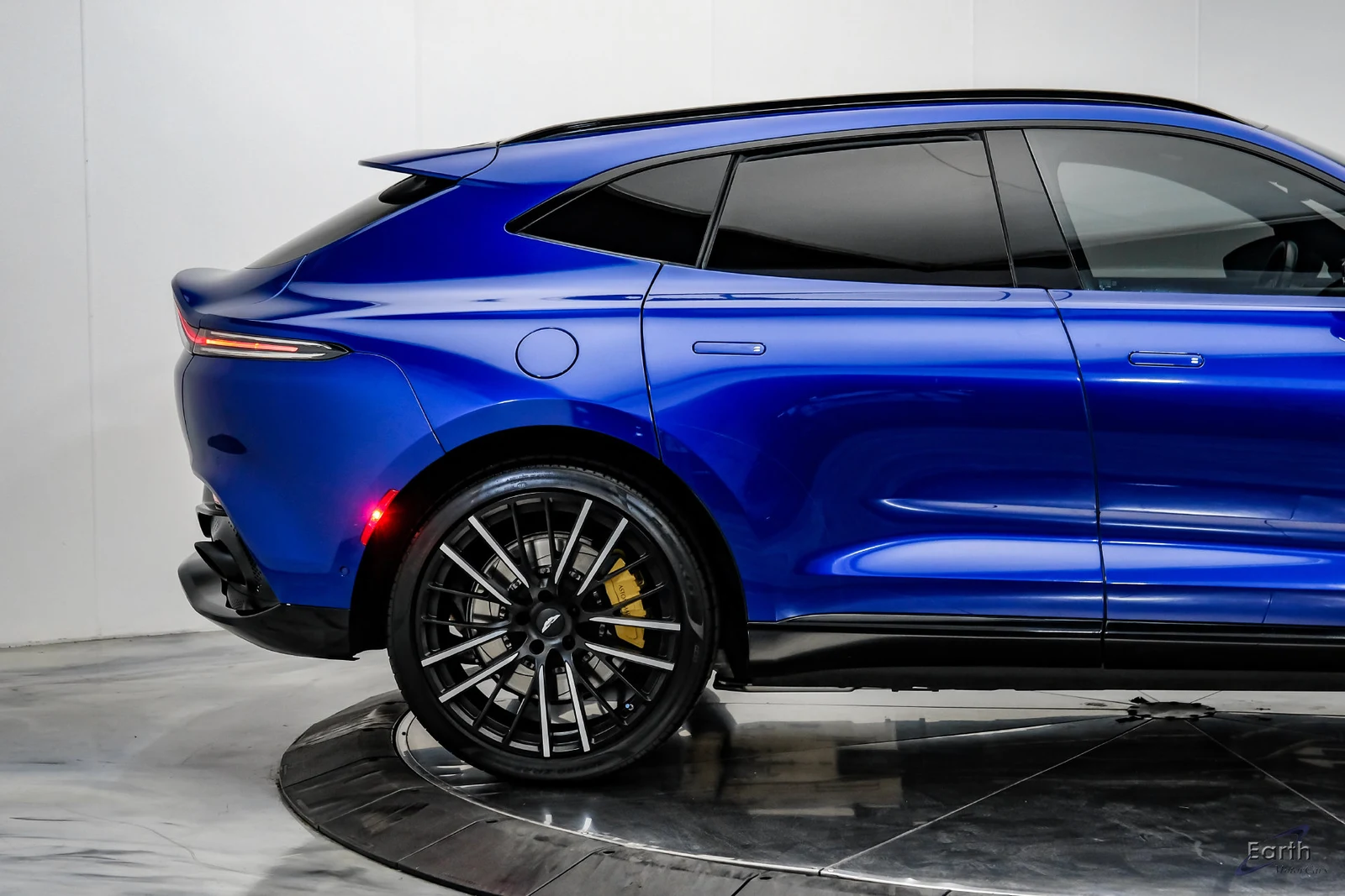 2023 Aston Martin DBX V8, 14/28