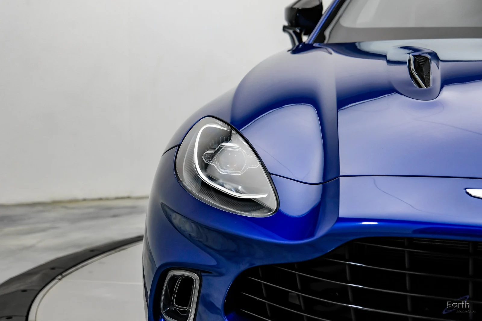 2023 Aston Martin DBX V8, 23/28