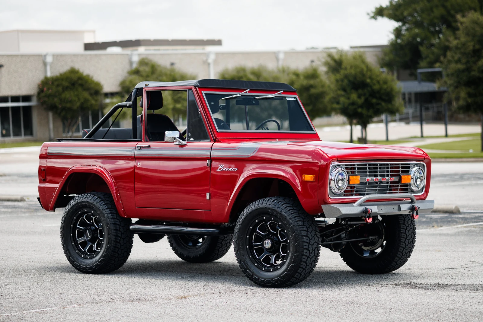1977 Ford Bronco (1st Generation), 28/29