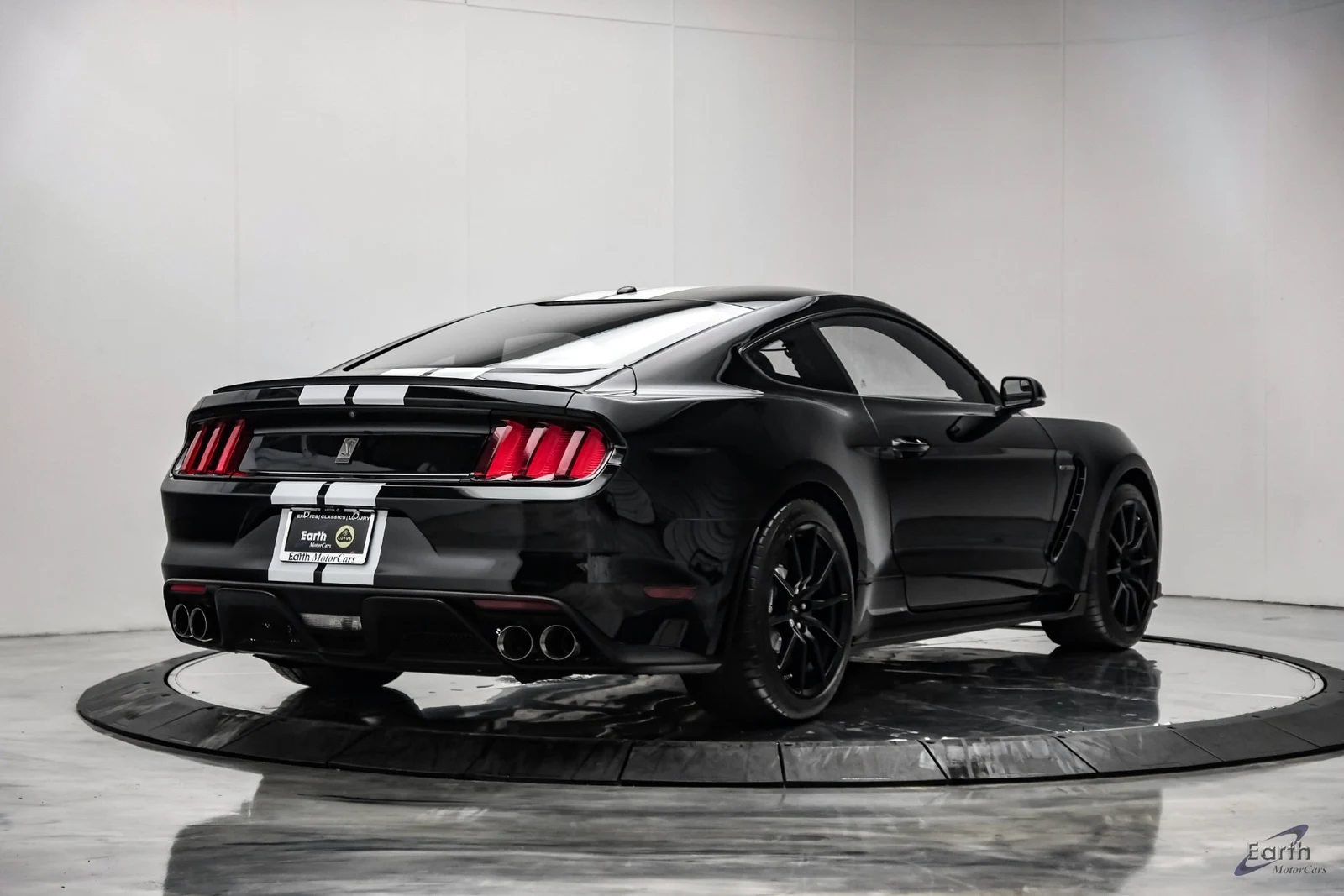 2015 Ford Mustang Shelby GT350, 14/28