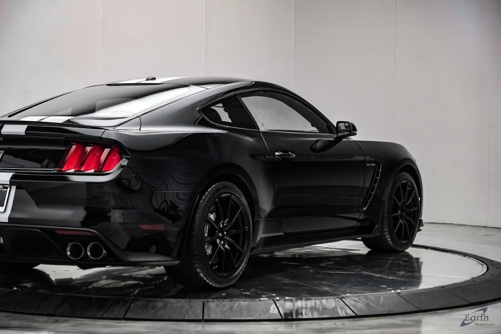 2015 Ford Mustang Shelby GT350, 16/28