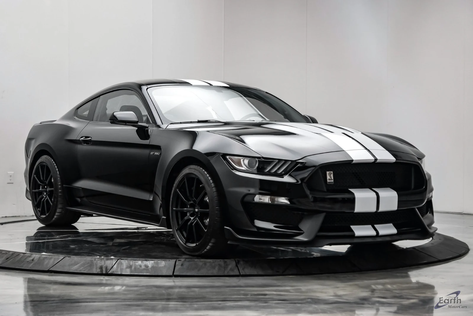 2015 Ford Mustang Shelby GT350, 20/28