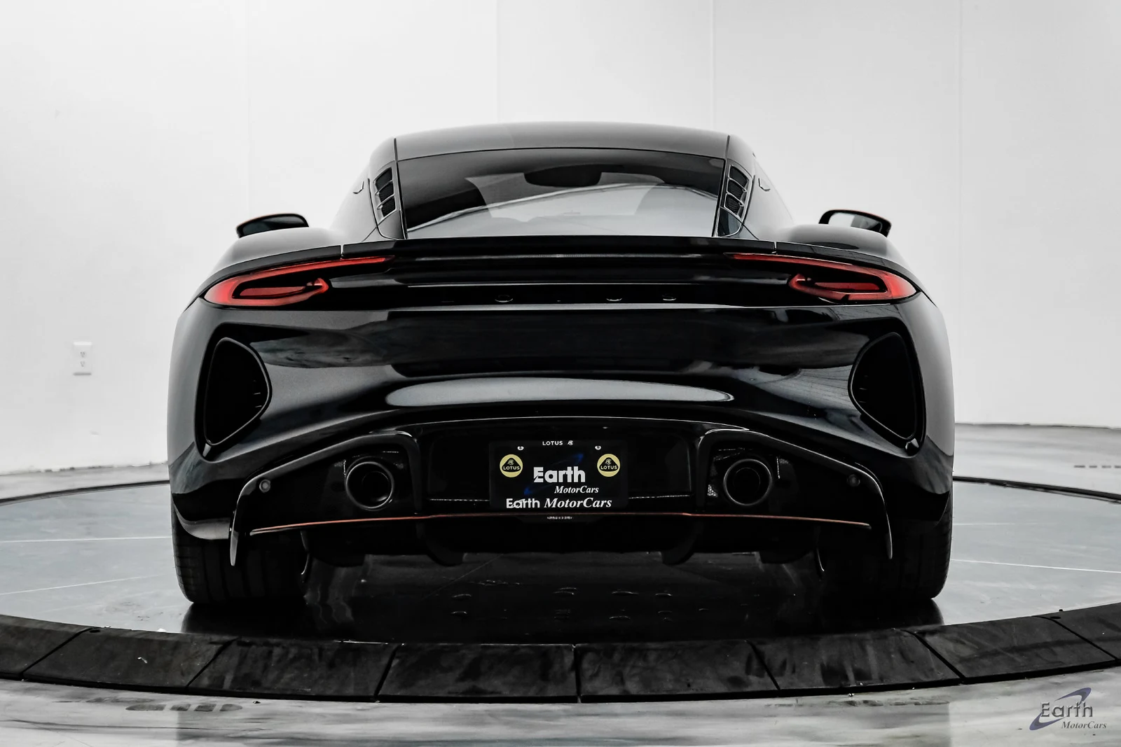 2026 Lotus Emira V6 SE Racing Line, 13/28
