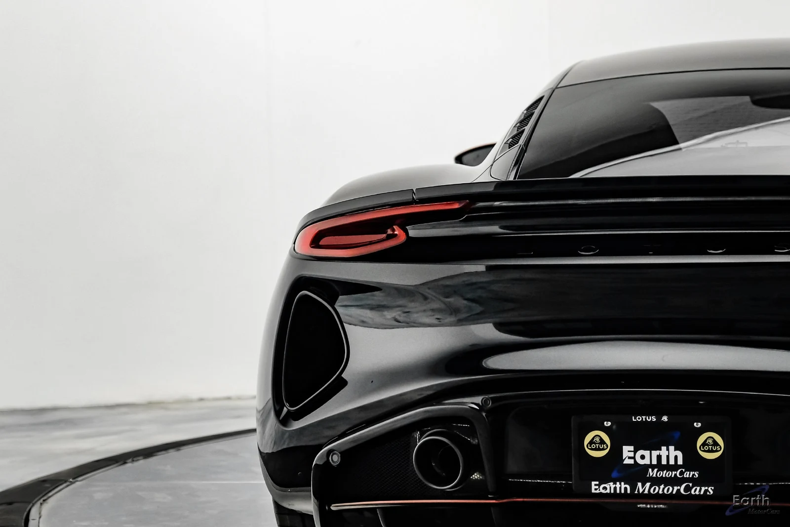 2026 Lotus Emira V6 SE Racing Line, 15/28