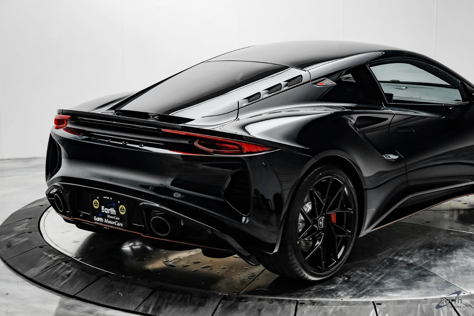 2026 Lotus Emira V6 SE Racing Line, 21/28