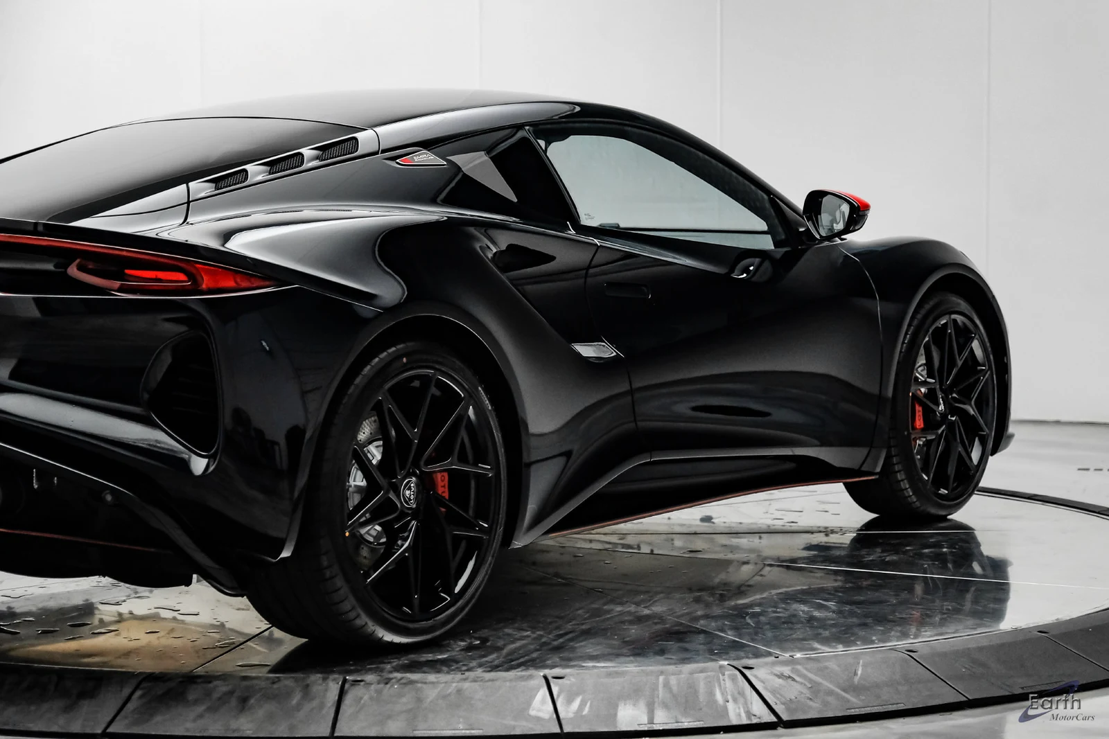 2026 Lotus Emira V6 SE Racing Line, 22/28