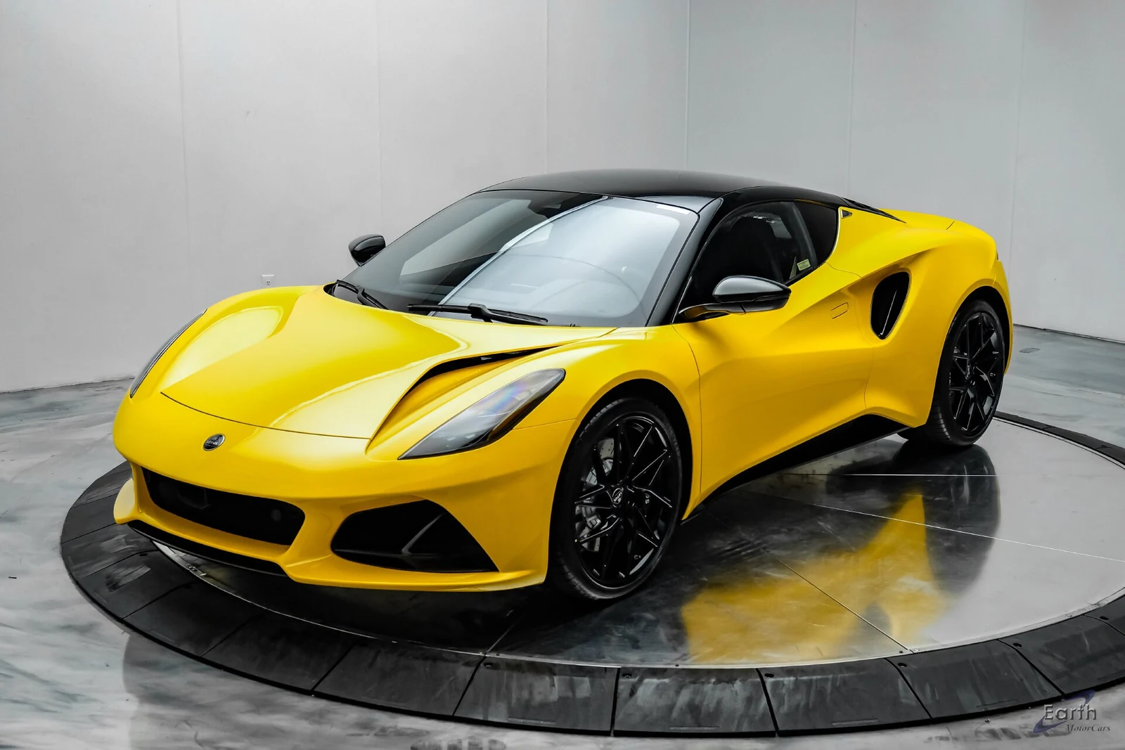 2026 Lotus Emira V6 SE, 5/28