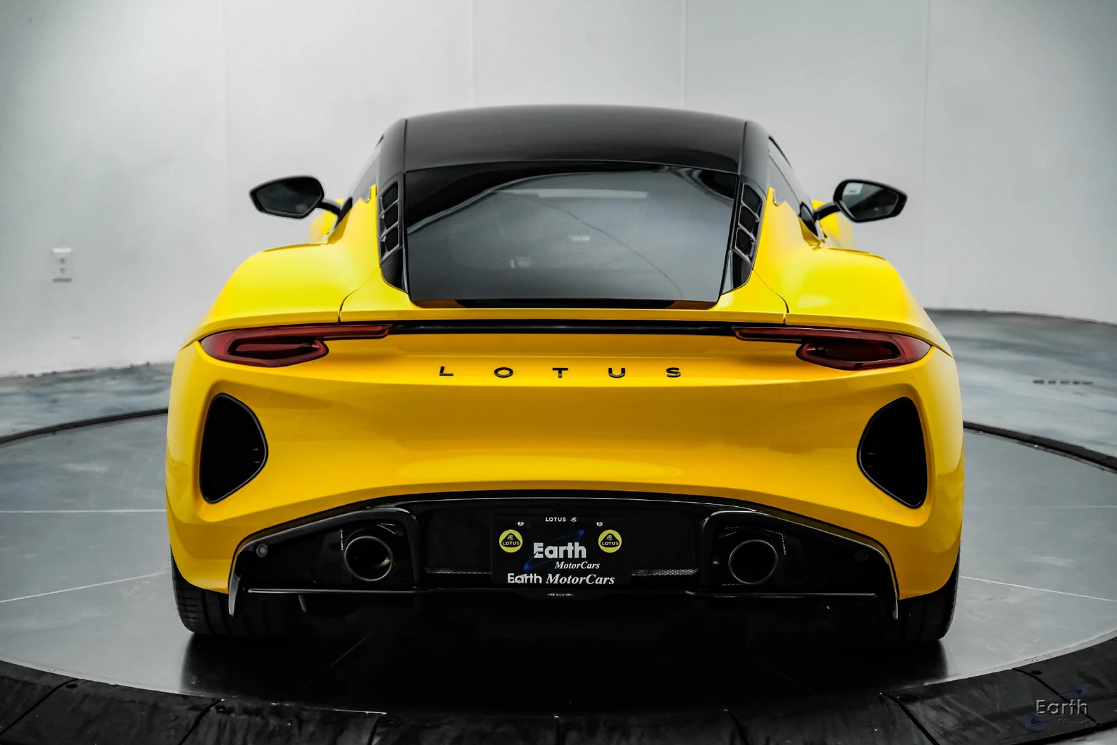 2026 Lotus Emira V6 SE, 14/28