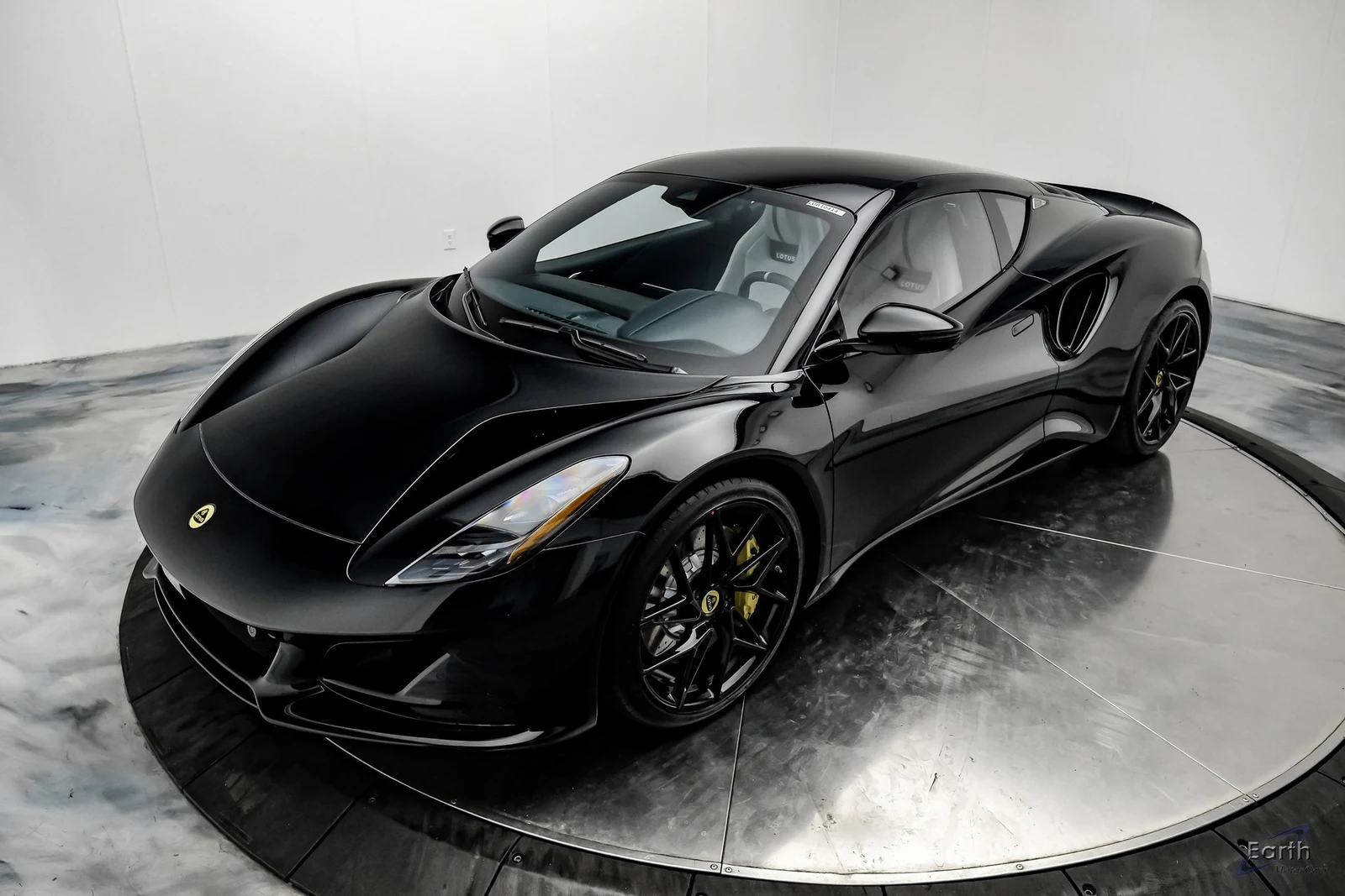 2026 Lotus Emira V6 SE, 5/29