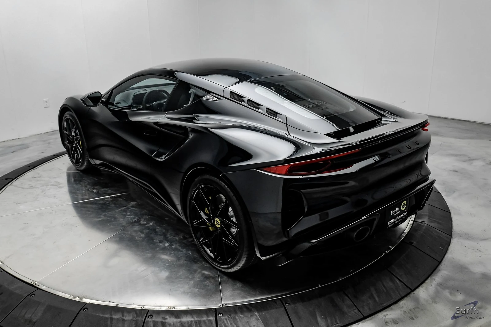 2026 Lotus Emira V6 SE, 12/29
